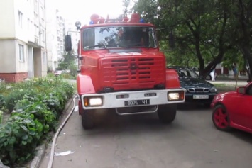 Конструкции, мешающие проезду автомобилей во дворах Кременчуга, будут ликвидировать