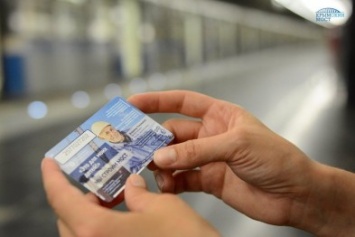 В кассы Московского метрополитена поступили билеты с изображением строителей Крымского моста (ФОТО)