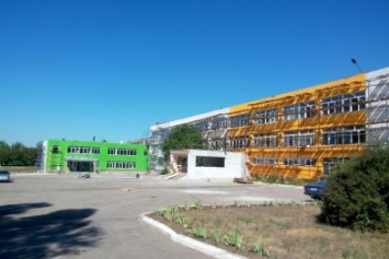 Ремонт Краматорской гимназии продолжается