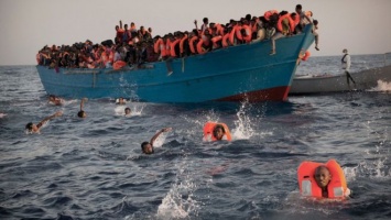 У берегов Ливии спасены 6,5 тысяч мигрантов