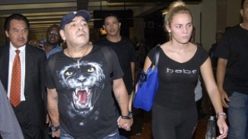 Полиция задержала Марадону и его 25-летнюю возлюбленную