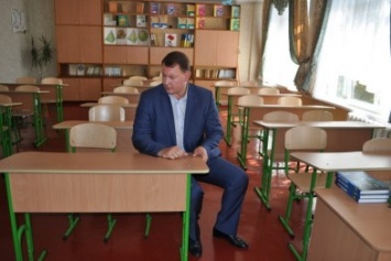 Андрей Панков проинспектировал готовность школ к приему учеников