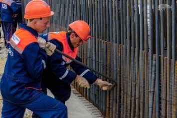 Студенты окончили работу на строительстве Крымского моста (ФОТО)
