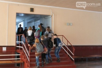 За год Славянские учебные заведения приняли более 1000 детей с оккупированных территорий