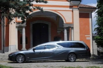 Итальянцы превратили Maserati Ghibli в катафалк
