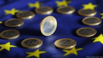 ЕС потребовал от Apple выплатить рекордные 13 млрд евро