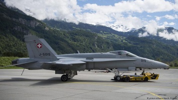 В Альпах найдены обломки пропавшего швейцарского истребителя