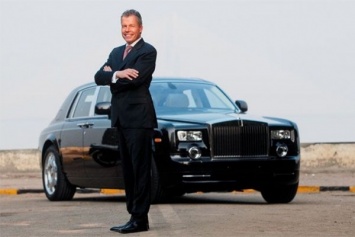 Вскоре опубликуют рендеры первого кроссовера Rolls-Royce