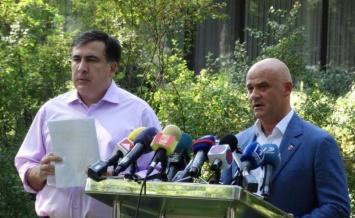 Труханов больше не "вор", "сепаратист" и "пахан" - Саакашвили помирился с мэром Одессы ради "Евровидения"