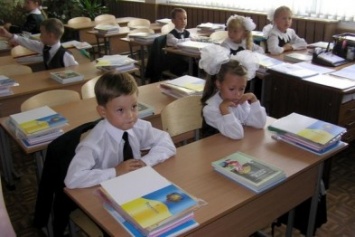 Николаевских родителей призывают не сдавать деньги "на нужды школы" - это уголовное преступление
