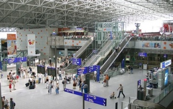 В аэропорту Франкфурта проводится эвакуация из-за угрозы взрыва