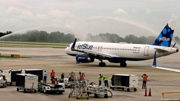 США и Куба возобновили коммерческое авиасообщение