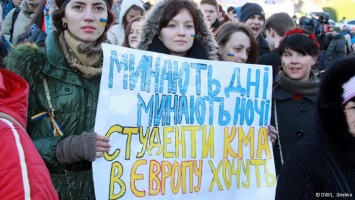 Торты не спасут массовку Майдана