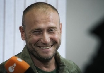 Днепровский волонтер хочет отвезти президентский ковролин в зону АТО