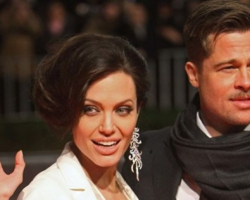 Брэд Питт и Анджелина Джоли отметили вторую годовщину свадьбы