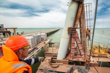 Новые санкции США не повлияют на строительство Крымского моста, - Минтранс РФ