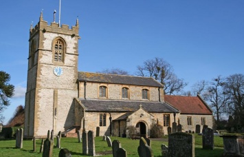 Тысячи британских церквей переходят на "зеленую" энергию