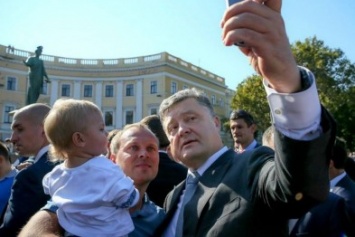 Президент не в курсе? Порошенко поздравил Одессу с Днем города (ФОТО)