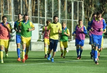 Тренировку сборной Украины посетили авторитетные тренеры и бывшие сборники