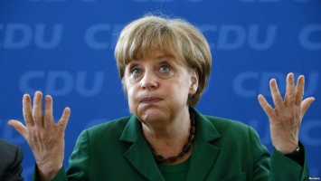 Рейтинг Меркель падает