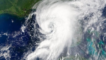 Из-за урагана Эрмина во Флориде обесточены 300 тысяч домов