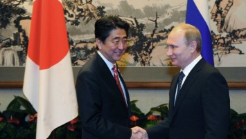 Премьер Японии Абе призвал Путина поставить точку в споре за Курильские острова