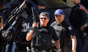 В Мексике в перестрелке военных с преступниками погибли 11 человек