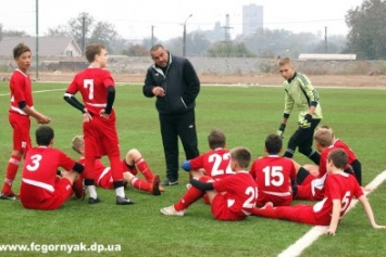 Перед началом сезона "Горняк" поменял тренеров юных футболистов