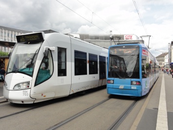 С дальних окраин Киева планируют запустить трамваи-поезда