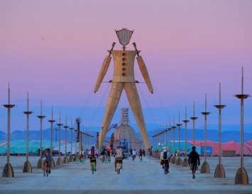 В пустыне штата Невада прошел фестиваль «Burning Man»