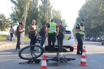 Сегодня в Херсоне произошло два ДТП: не разминулись "маршрутки" и велосипедист протаранил "Шкоду" (фото)