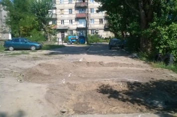 В городе Рубежное начался ремонт межквартальных дорог