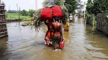 В результате наводнения в Индии погибло более 200 человек