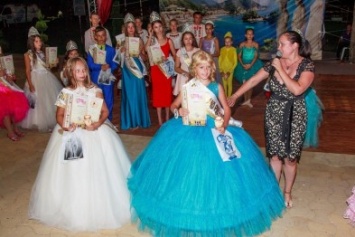 На Международном детском модном конкурсе в Греции 5 юных херсонок заняли призовые места (фото)