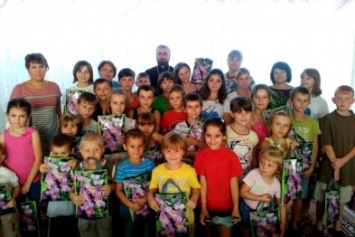 Благотворительная ярмарка "Соберем ребенка в школу" дала плоды