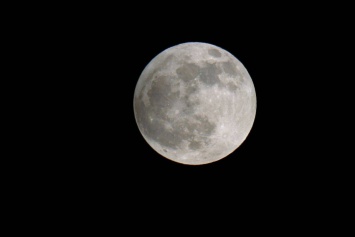 16 сентября жители СНГ смогут наблюдать полутеневое лунное затмение