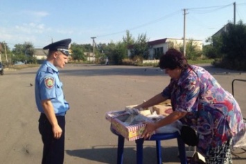 На Харьковщине полицейские устроили "охоту" на уличных торговцев (ФОТО)