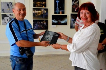 В Черноморске проходит выставка работ одесских фотографов (фото)