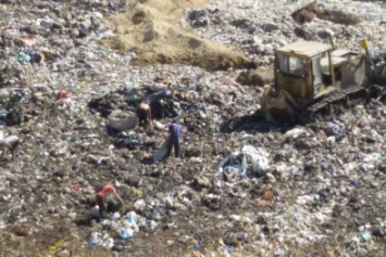 Промэрское большинство не дало очистить Днепр от мусора, - Оппоблок