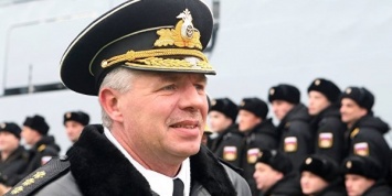 Экс-командующий ЧФ обвинил американцев в провоцировании российских военных