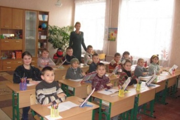 В Бердянске будут отмечать лучших педагогов денежными премиями