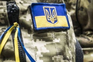 Материальную помощь ко Дню защитника Украины получат около пяти тысяч бойцов АТО