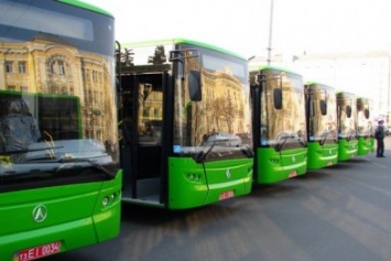 В Мариуполе обещанных 15 автобусов ко Дню города так и не появится