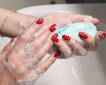 Ученые: Мытье рук может быть вредным