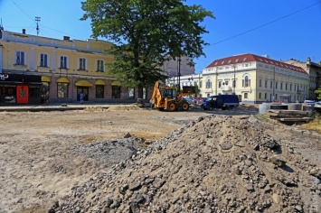 Реконструкция Тираспольской площади: подрядчик уже не знает, когда закончит работу