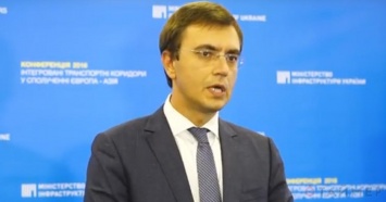 Министр обвинил руководство Одесского порта в отсутствии туристов