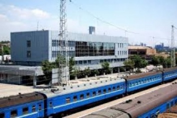 "Укрзализныця" временно отменит поезд Мариуполь-Харьков