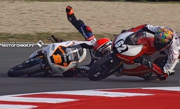 Moto3: Кому лавры Симончелли покоя не дают - новый инцидент со Стефано Манци