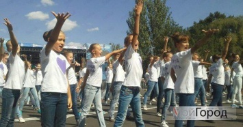 В Николаеве на Соборной площади торжественно открыли День города