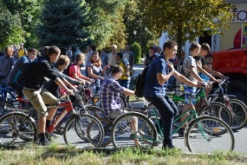 Городской велопробег вызвал небывалый ажиотаж у местных жителей (ФОТО)
